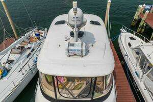 2009 Meridian 441 Sedan thumbnail 6