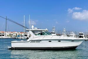 2000 Tiara 41 Open - Profile