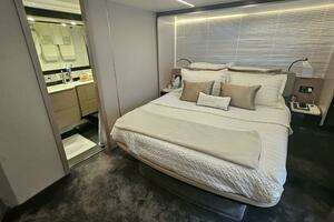 2022 Azimut 66 thumbnail 58