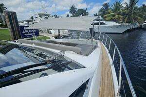 2022 Azimut 66 thumbnail 13