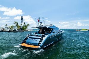 MOMENTUM Worth Avenue Yachts
