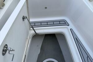 24ft Robalo Yacht For Sale