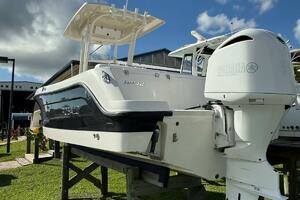 24ft Robalo Yacht For Sale