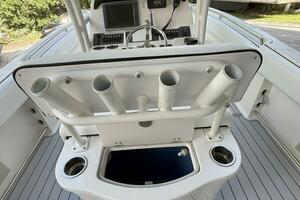 24ft Robalo Yacht For Sale