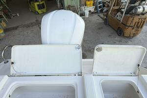 24ft Robalo Yacht For Sale