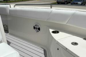 24ft Robalo Yacht For Sale
