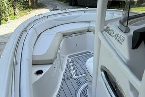 24ft Robalo Yacht For Sale