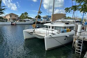 Anchored Soul 42ft Lagoon Yacht For Sale
