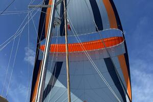 Anchored Soul 42ft Lagoon Yacht For Sale