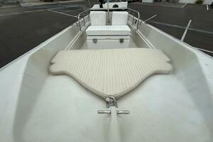 Photo 5568185 for 1985 Boston Whaler 17 Montauk  