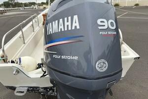 Photo 5568182 for 1985 Boston Whaler 17 Montauk  