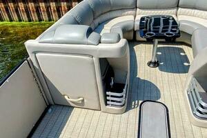 25ft Harris FloteBote Yacht For Sale