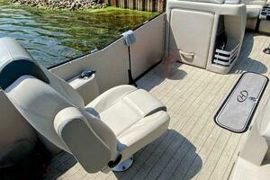 25ft Harris FloteBote Yacht For Sale