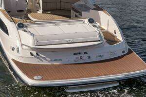 2016 Sea Ray 350 SLX thumbnail 38