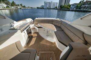 2016 Sea Ray 350 SLX thumbnail 16