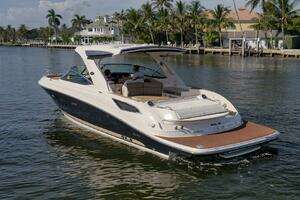 2016 Sea Ray 350 SLX thumbnail 35
