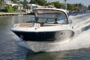 2016 Sea Ray 350 SLX thumbnail 52