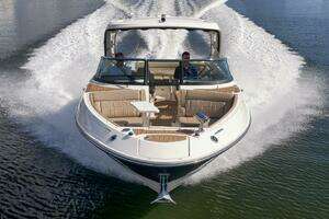 2016 Sea Ray 350 SLX thumbnail 54