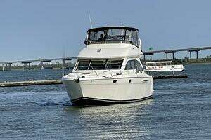 2006 Meridian 411 Sedan thumbnail 2