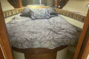 2006 Meridian 411 Sedan thumbnail 36