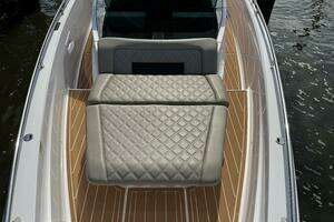 2022 Axopar 37 XC CROSS CABIN thumbnail 41