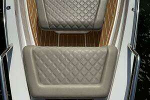 2022 Axopar 37 XC CROSS CABIN thumbnail 42