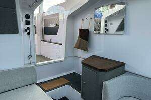 2022 Axopar 37 XC CROSS CABIN thumbnail 47