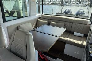 37ft Axopar Yacht For Sale