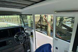 2022 Axopar 37 XC CROSS CABIN thumbnail 23