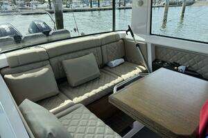 2022 Axopar 37 XC CROSS CABIN thumbnail 18