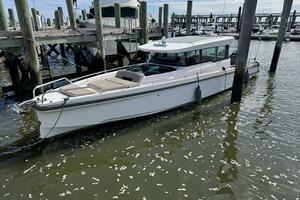 37ft Axopar Yacht For Sale