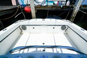 GET REEL 28ft Whitewater Yacht For Sale