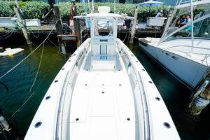 GET REEL 28ft Whitewater Yacht For Sale