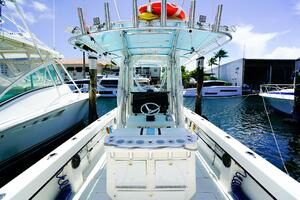GET REEL 28ft Whitewater Yacht For Sale