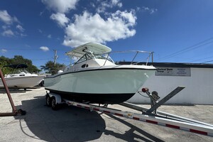 24ft Grady White Yacht For Sale