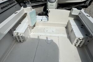 24ft Grady White Yacht For Sale
