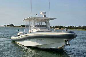 2015 Yellowfin RIB thumbnail 4