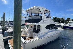 38ft Silverton Yacht For Sale