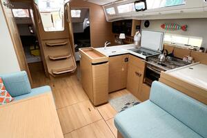 SILVER GIRL 41ft Jeanneau Yacht For Sale