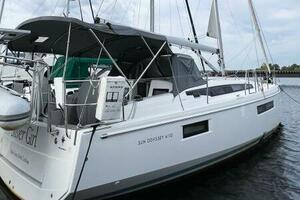 SILVER GIRL 41ft Jeanneau Yacht For Sale