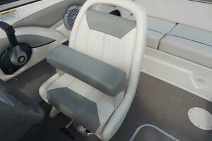 18ft Bayliner Yacht For Sale