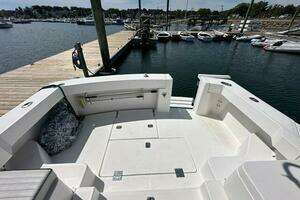 2002 Mainship Pilot 34 thumbnail 42