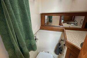 2002 Mainship Pilot 34 thumbnail 41
