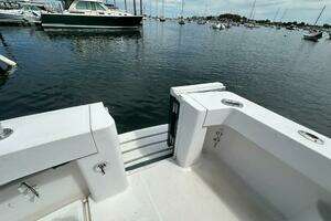 2002 Mainship Pilot 34 thumbnail 38