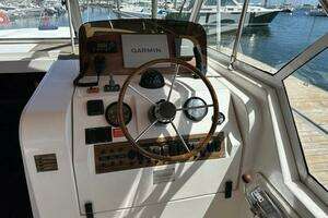 2002 Mainship Pilot 34 thumbnail 13