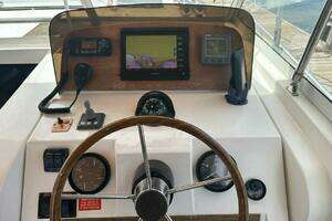 2002 Mainship Pilot 34 thumbnail 14