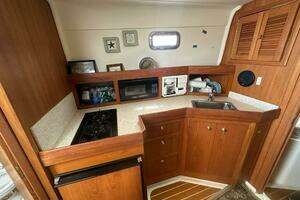 2002 Mainship Pilot 34 thumbnail 22
