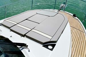 Pong Sang 35ft Jeanneau Yacht For Sale