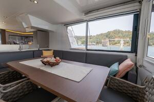 Bali 4.8 interior