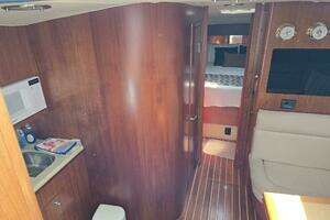 2001 Tiara Yachts 3800 Express thumbnail 39
